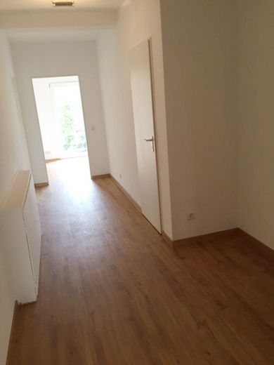Appartamento 2° piano, ascensore, pochi passi dalla stazione ICE – Flur