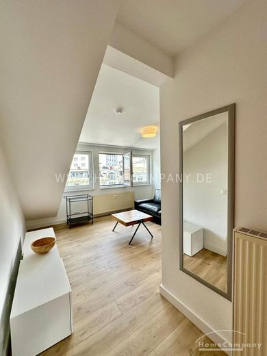 Westend (8072033) Möblierte Wohnung mit Dachterrasse in toller Westendwohnlage – 5de5ed4594c1278e0d50d56d8f012107845b91d0.jpg
