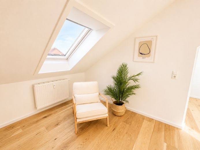 **Traumhafte Maisonette-Wohnung in der Andreasvorstadt** Sofort einziehen // ohne Provision – Schlafen