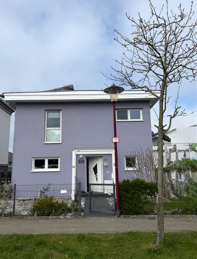 Stilvolles Wohnhaus in privilegierter Lage an der Ostsee in Hohe Düne – Hausansicht