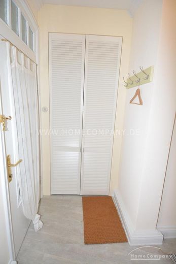Kiel, Blücherplatz’ta çok güzel döşenmiş şehir dairesi – 3f5e0064e26dbc1f337be0e30496affd9359a4bf.jpg