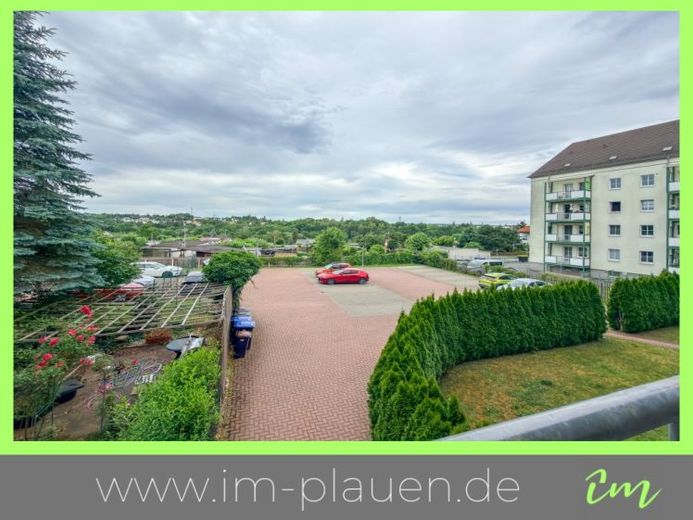 Balkon – Außenstellplatz – Südvorstadt | 2-Zimmer-Wohnung Plauen – Foto 1