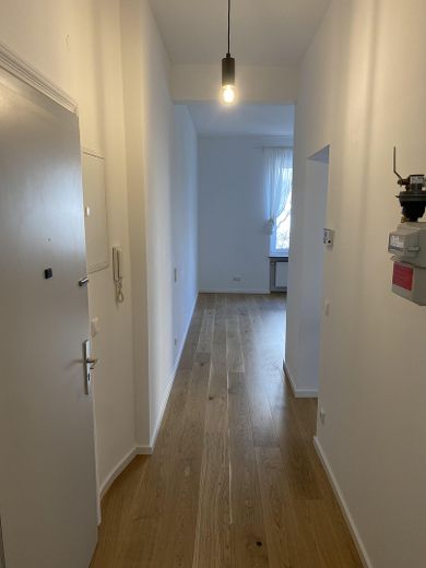 2 Zi - sanierter Altbau - ruhig, gut geschnitten und unbefristet - Küche/Balkon - 2.OG mit Aufzug – Foto 4