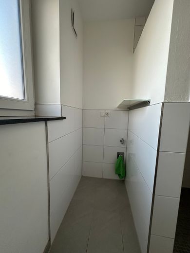 DG:  Tageslichtduschbad 3