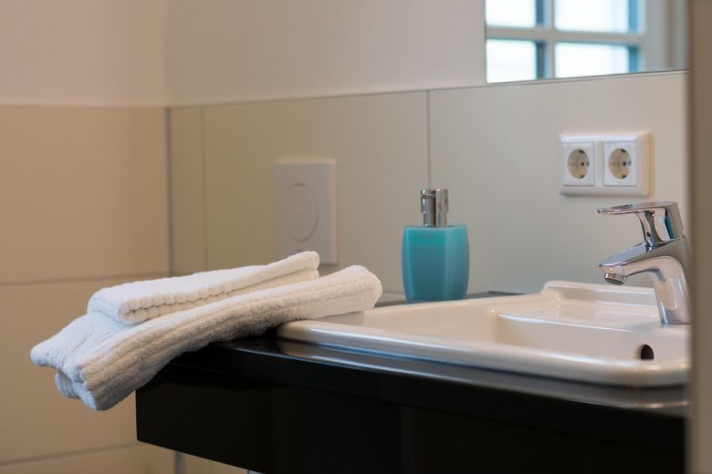 Gepflegte Ferienwohnung *nur 200m zum Strand* – Bad