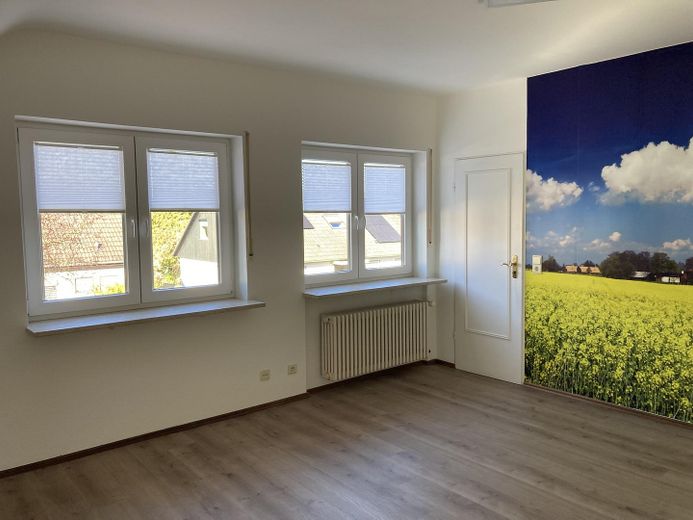 Von Privat: Großes Einfamilienhaus mit Wellnessbereich zu verkaufen! – Foto 13