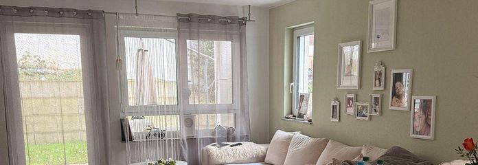 Sielmingen'de 3,5 odalı daire – Wohnzimmer