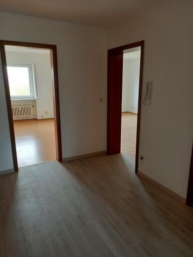 vom Flur in das Ki- und Schlaf
