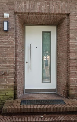 Ehemaliges Pfarrhaus in Oldenstadt zu verkaufen – Hauseingangstür