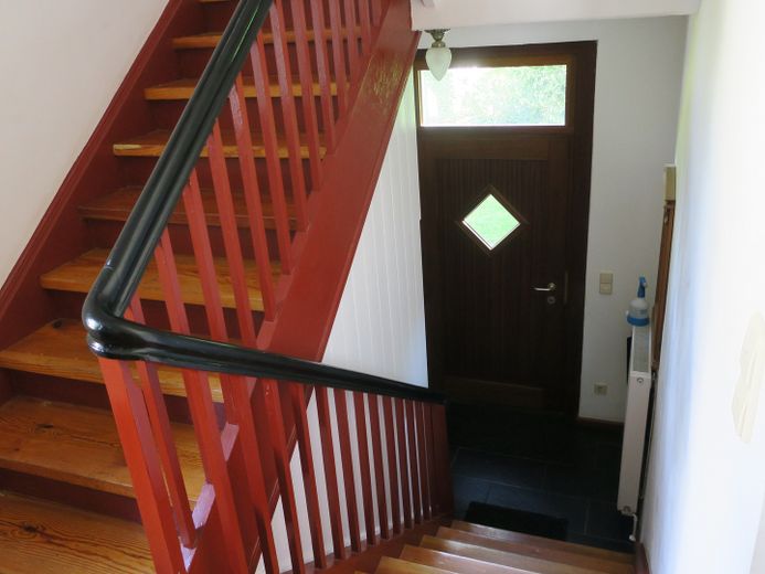 Verkaufe schönes Einfamilienhaus in Lichtenrade mit großem Garten von Privat ohne Makler – Treppe EG