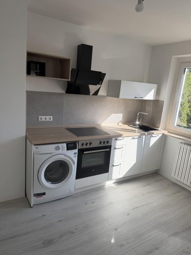 Moderne 2 Zimmer-Wohnung incl. Küche – Foto 1