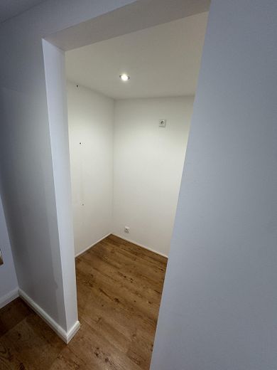 Einzigartiges Altstadt-Juwel in Weilheim mit eigenem Stadtgarten – kernsanierte 6-Zimmer-Maisonette – Zimmer 4, Foto 1, 2. OG