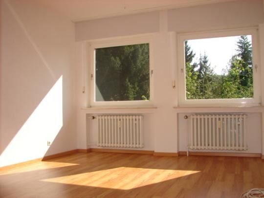 Wohnen im Grünen – großes Schlafzimmer