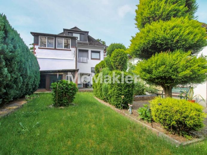 Investimento immobiliare solido nel cuore di Delmenhorst – Foto 1