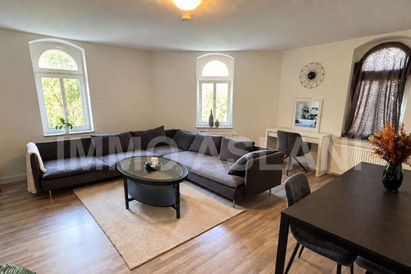 Appartamento di 3 locali a Schloßchemnitz di circa 77m², cucina componibile e possibilità di rilevare i mobili – disponibile dal 01.12.