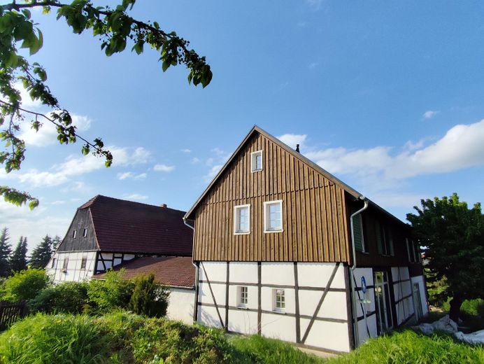 Historisches Bauernhaus | Raum für eigene Ideen auf einem Vierseitenhof – Ansicht - ehemalige Scheune
