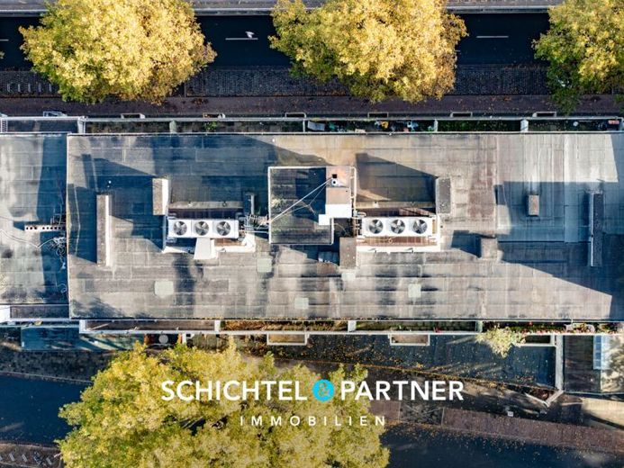 Bahnhofsvorstadt | Lucrative residential and commercial building with 54 units – Foto 1