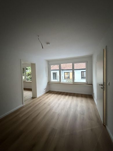 🏡 Отдельно стоящий, капитально отремонтированный мини-домик с террасой — в центре и в абсолютно тихом месте в Вуппертале – Фото 9