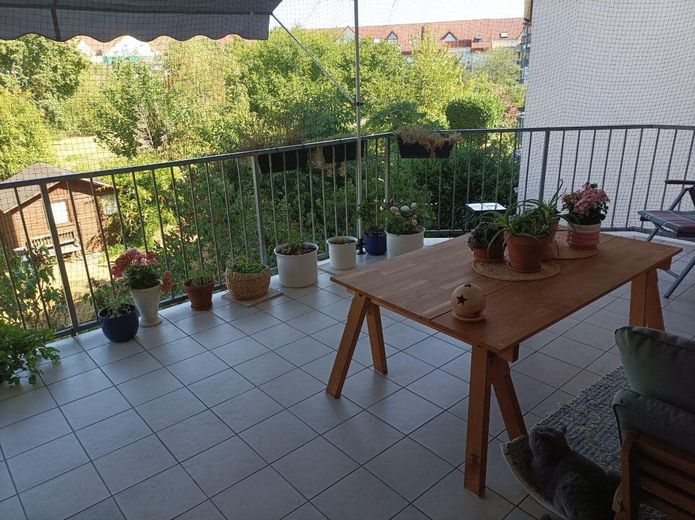 Provisionsfrei von privat: Bezugsfreie 3-Zimmer-Wohnung mit Balkon, Keller, TG in Dietzenbach-Mitte! – Balkon
