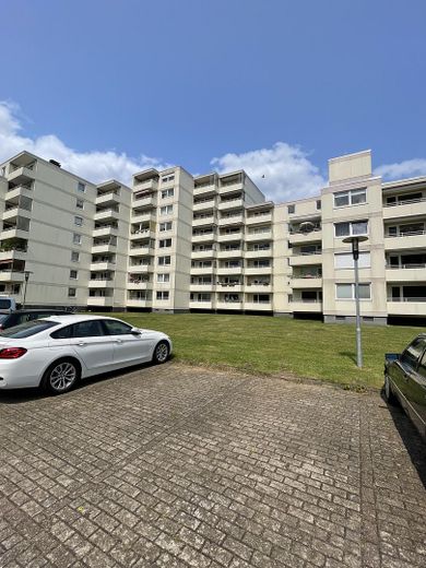 Vorderblick von Straße