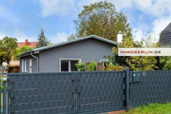IMMOBERLIN.DE - Eccellente bungalow con potenziale di ampliamento in una piacevole zona residenziale per famiglie