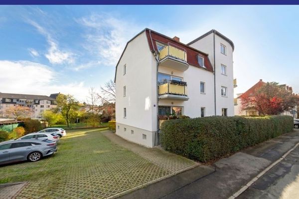 Appartamento di proprietà con balcone e posto auto