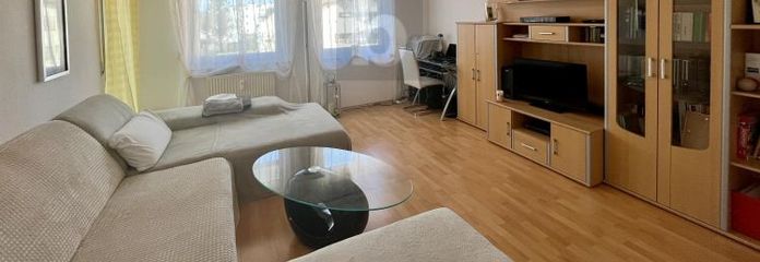 NEUE FENSTER, NEUE HEIZUNG, BALKON UND GARAGE