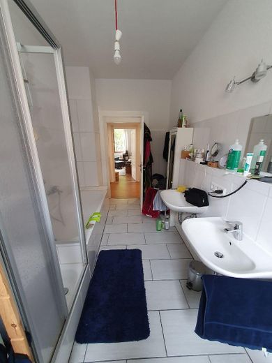 Sonnige 2 Zimmer Wohnung in Zentraler Lage in Rottenburg – Bad