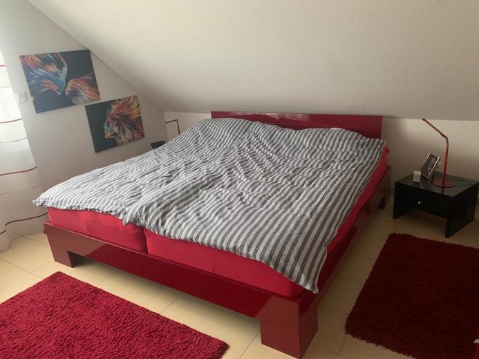 Appartamento mansardato di 4 locali, pari al nuovo, con grande balcone e cucina componibile a Münster Hessen – Foto 11