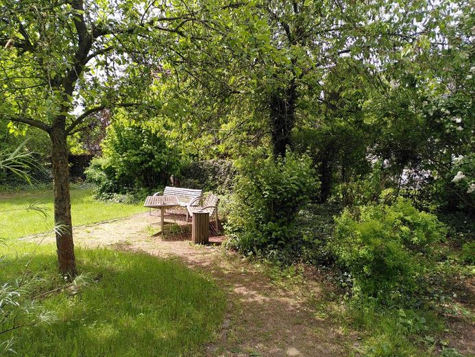2 odalı Pankow dairesi; balkon, bahçe, bisiklet bodrumu, bodrum deposu (yeraltı otoparkı) – Garten