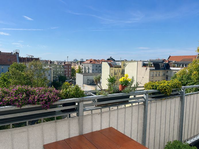 Provisionsfrei: Wohnen über den Dächern Berlins - stilvoll, lichtdurchflutet & außergewöhnlich ruhig – Aussicht