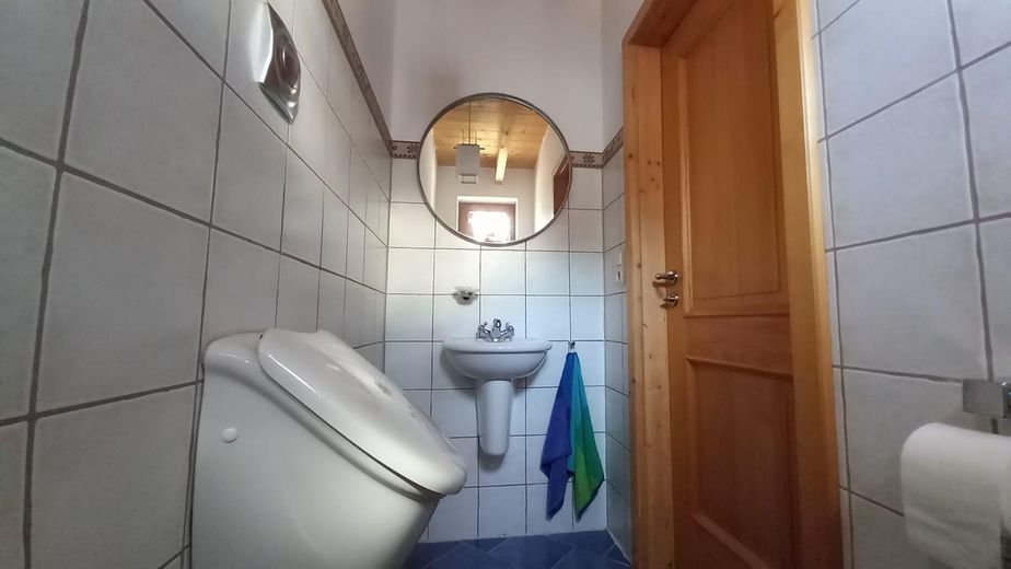 Gäste-WC mit Urinal