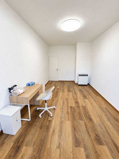 Attraente appartamento monolocale come solido investimento immobiliare – Zimmer Ansicht II