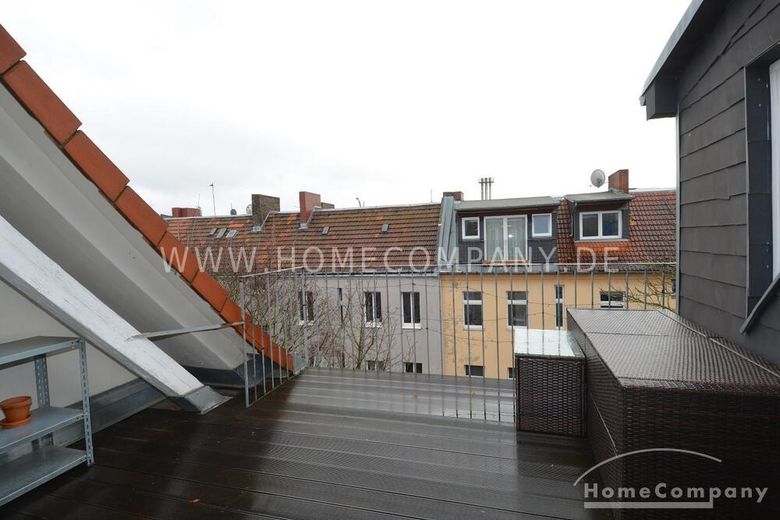Großes und helle 2-Zimmer-Dachgeschoss in Neukölln, möbliert – 00637f16098dc15892ecdbd6a72ee4f1bff63041.jpg