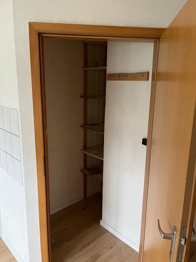 Gepflegte 2-Zimmer-Dachgeschosswohnung in Oberhausen – ab 01.11.2026 zu vermieten – Abstellkammer