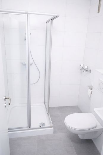 2-ZIMMER-WOHNUNG MIT BALKON & STELLPLATZ – VERMIETET & ATTRAKTIV FÜR KAPITALANLEGER – फोटो 6