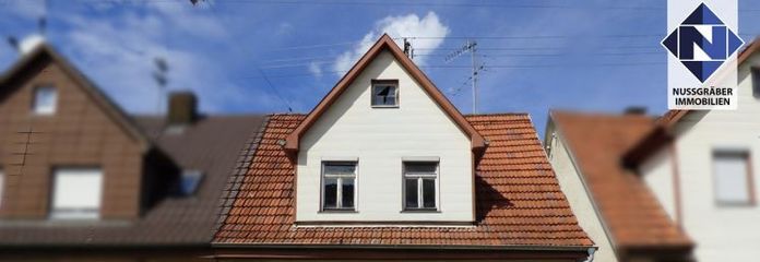 Sanierungsbedürftige Doppelhaushälfte in zentraler Lage - ideale Grundlage für Handwerker