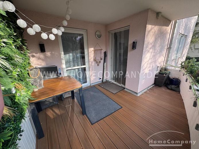 27328 HomeCompany Dresden Möbliert/Furnished 3-Zimmer-Wohnung in Dresden-Blasewitz mit 2 Balkonen max. 4 Personen – cc413d8007654fe03fee40af48a716a8452213c8.jpg