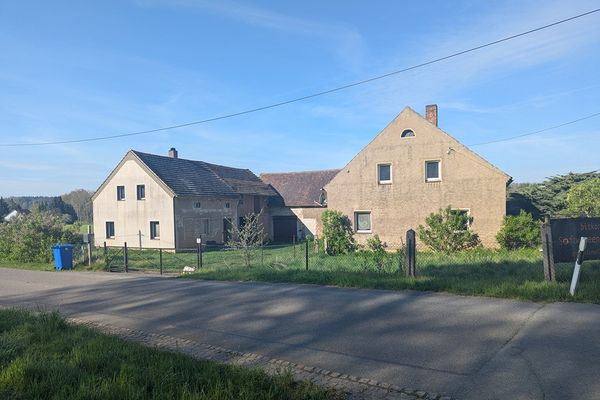 Dom w Hohendubrau OT Groß Saubernitz