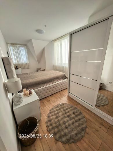Moderne möblierte Neubau-Doppelhaushälfte mit Wärmepumpe, Fußbodenheizung – Foto 12