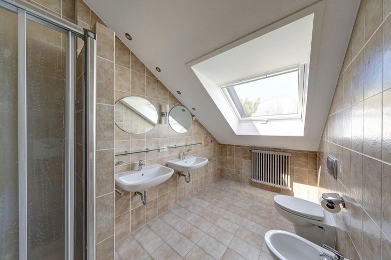 Badezimmer DG
