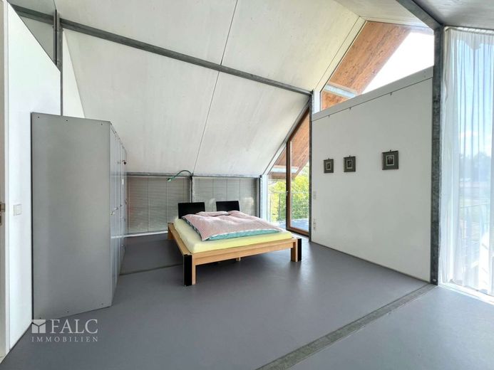 Architektonisches Meisterwerk in privilegierter Aussichtslage-Exklusives Wohnen auf höchstem Niveau – Schlafzimmer mit Aussicht