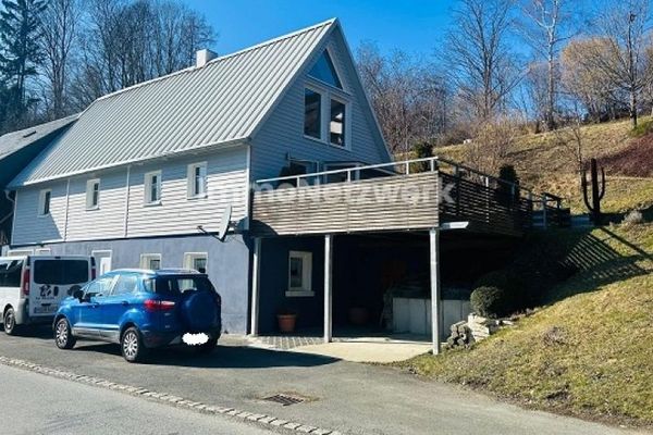 ***Casa esclusiva con fienile – una proprietà piena di carattere e possibilità***