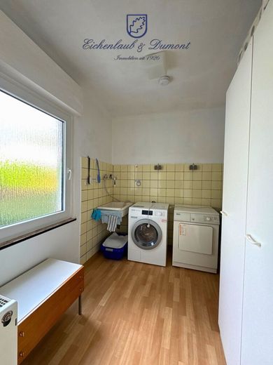 Gepflegtes 2-3 Familienhaus in Ortsmitte von Quierschied – Hauswirtschaftsraum