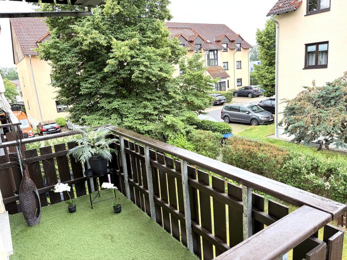 Frisch sanierte stilvolle 2-Zimmer-Wohnung m. Südbalkon in Machern/Erstbezug – sonniger Südbalkon