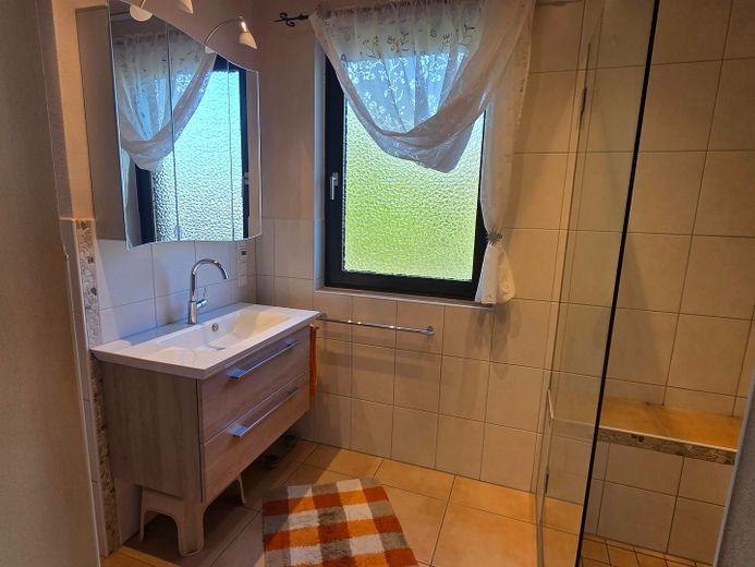 -provisionsfrei- 3-Zimmer-Wohnung mit Balkon, EBK & Garage in der Aplerbecker Mark – Bad