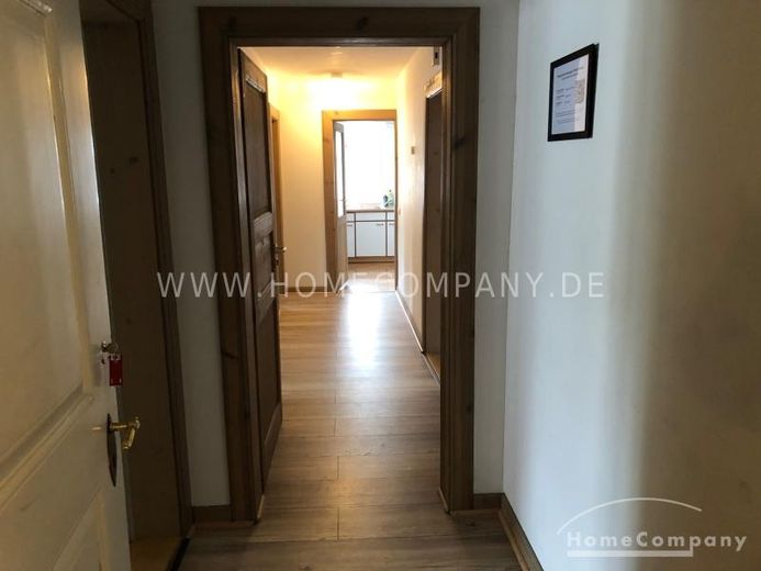 Bellissimo appartamento di 5 locali, arredato, ottime dotazioni. Cortile interno utilizzabile. – 4ac56b433edf984a0c086c4e7ea7cae00dfc599e.jpg