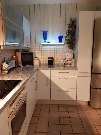 Helle 3 Zimmer-Wohnung in Eicken – Küche
