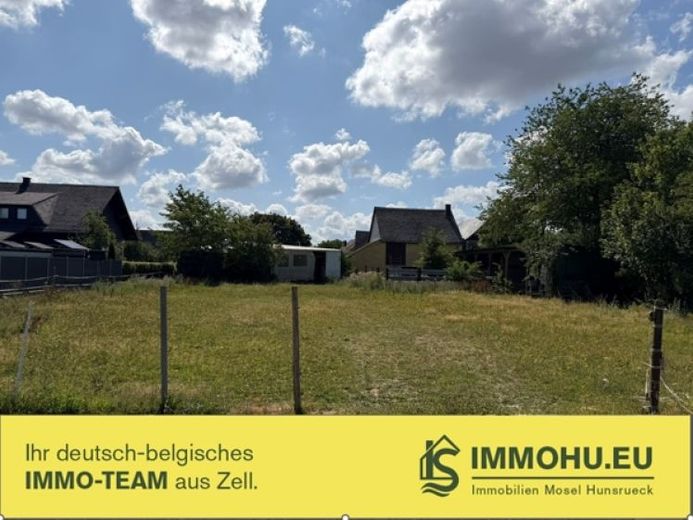 Großzügiges Bauland in Löffelscheid: Eben & voll erschlossen in bester Wohnlage – Foto 1