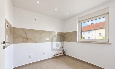 TAMAMEN YENİLENMİŞ EV VE YATIRIM FIRSATI – 1789065595_2165820.jpg